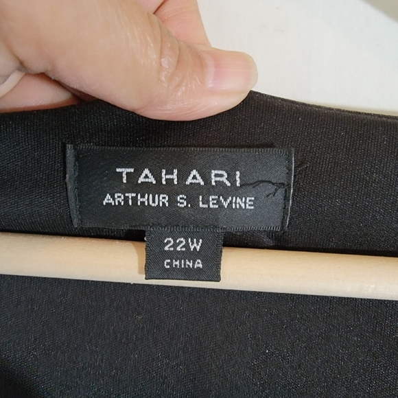 Tahari Multicolored Butterfly Print Side Ruched Sundress Sz 22W Stretchy - Picture 9 of 12